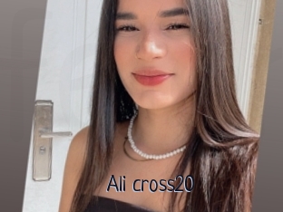 Ali_cross20