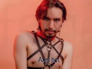 Axel_hot
