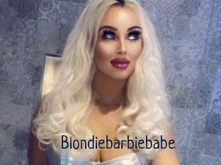 Blondiebarbiebabe
