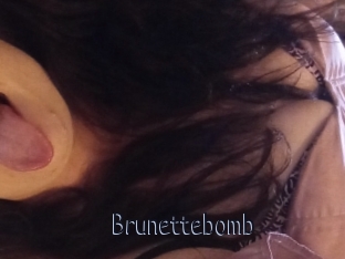 Brunettebomb