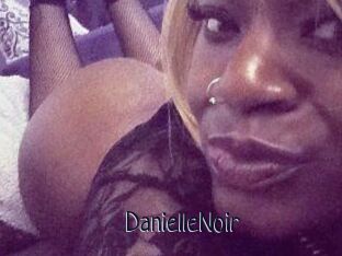 DanielleNoir