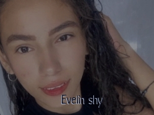 Evelin_shy