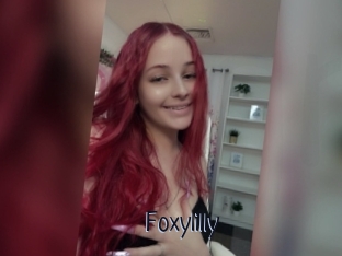 Foxylilly