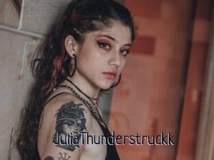 JuliaThunderstruckk
