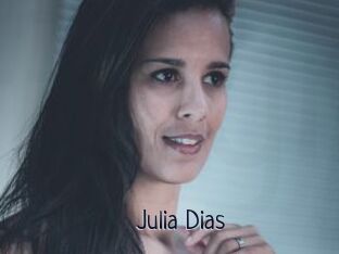 Julia_Dias