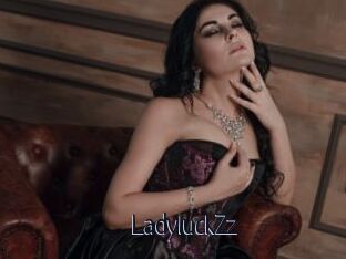 LadyluckZz