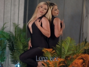 Luna_vee