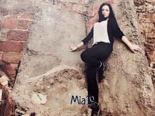 Mia19