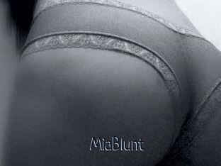 MiaBlunt