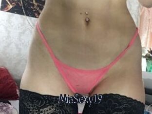 MiaSexy19