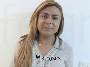 Mia_roses