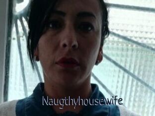Naugthy_housewife