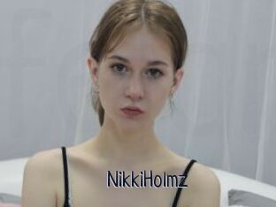NikkiHolmz