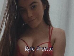 Rylie_Preston
