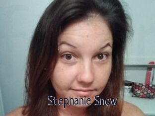 Stephanie_Snow