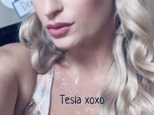 Tesla_xoxo