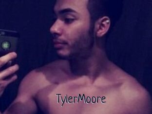 Tyler_Moore