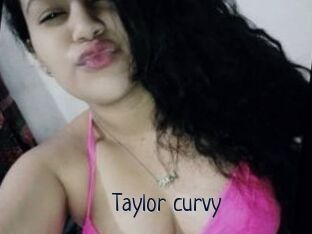 Taylor_curvy