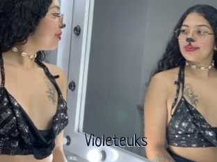 Violeteuks