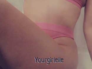 Yourgirlelle