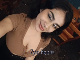Zyle_boobs